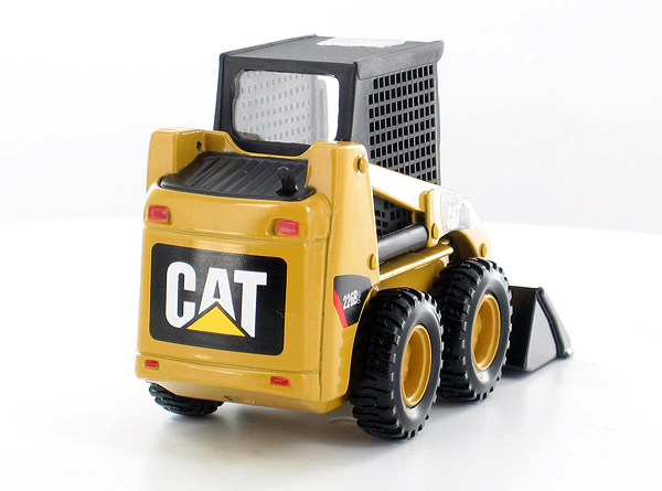 Caterpillar 55036 1:32 Scale 226 Skid Steer Loader with Work Tools Norscot 