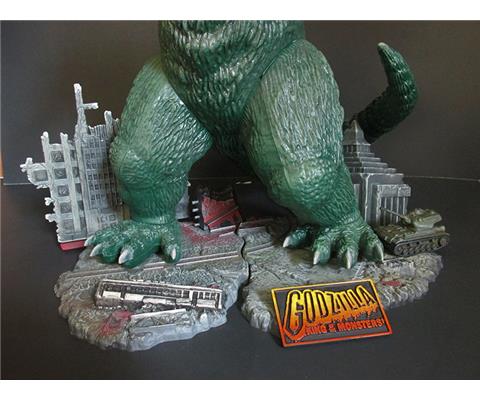 Polar Lights Godzilla Plastic Model Kit - 956