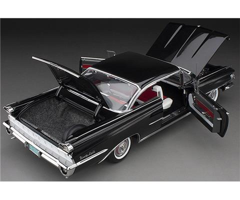 Sunstar 1959 Oldsmobile 98 - SS-5246 Sunstar 1959 Oldsmobile 98 - SS-5246