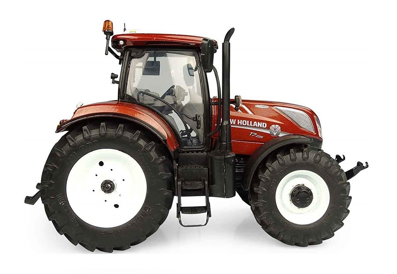 Universal Hobbies New Holland Tractor uh4962 Scale 1/32 Blue t7.225 Model Universal Hobbies New Holland Tractor uh4962 Scale 1/32 Blue t7.225 Model