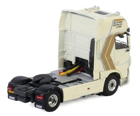 WSI Model Premium Line DAF XF Super Space Cab - 04-2095