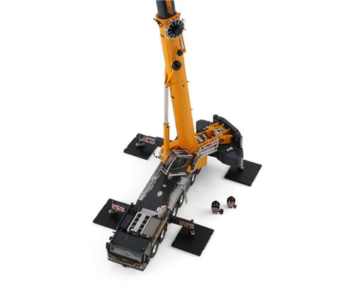 Liebherr LTM 1300-6 4 with Jib - 54-2017