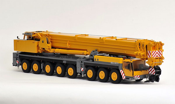 mobile crane toy