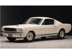 ACME #A1801876 - 1965 Shelby GT350 in White - Snake on a Plane