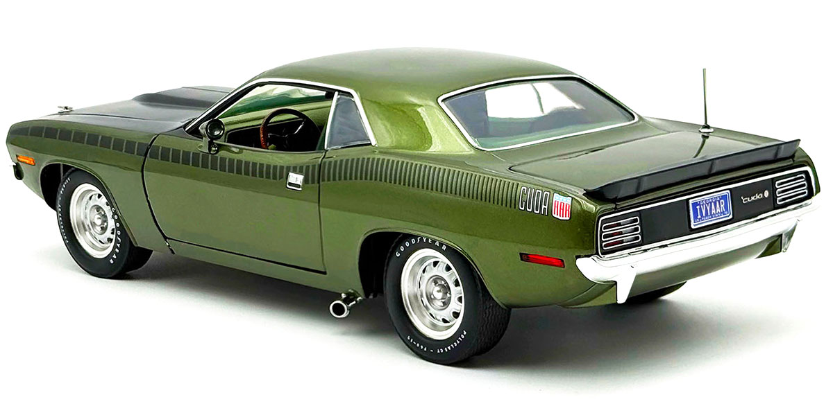 ミニカー 1970 Plymouth AAR 'Cuda 1970 Plymouth AAR Cuda in Ivy Green - A1806140