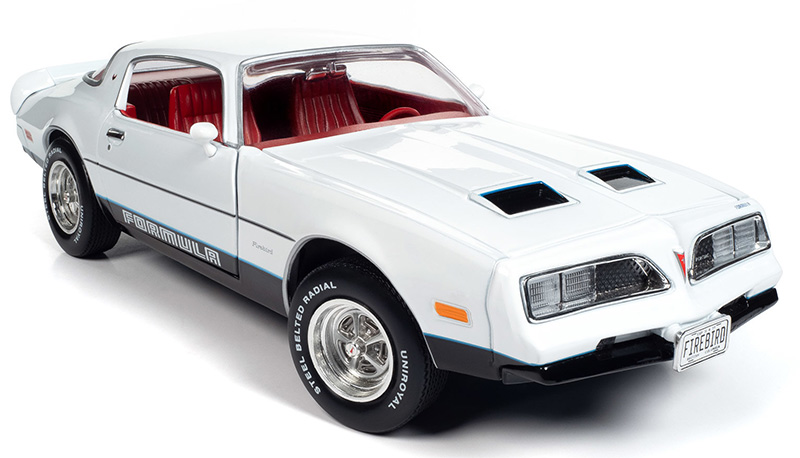 Miniature PONTIAC FIREBIRD FORMULA 1977 BLANC CAMEO WHITE 1/18