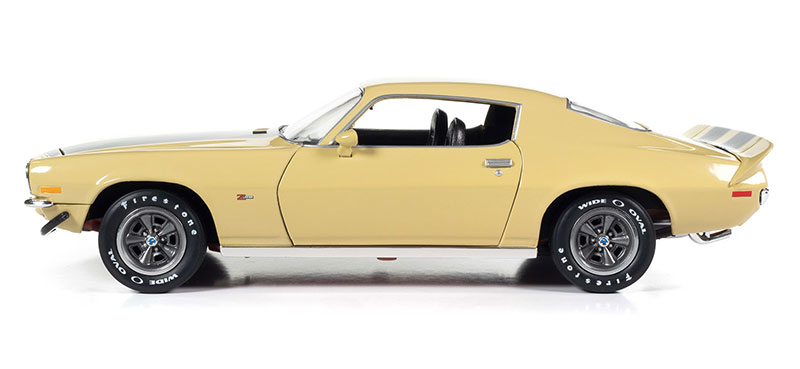 1972 Chevrolet Camaro Z/28 RS in Cream Yellow - 1311
