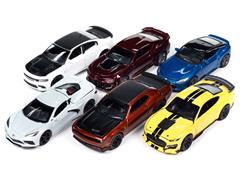 64412-A-CASE - Auto World Premium 2023 Release 3A 6