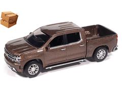 AUTO WORLD #AWSP215-A-BOX - 2019 Chevy Silverado High Country in Oakwood Metallic- NEW TOOLING