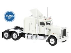 10224 - Brekina 1973 Peterbilt 359