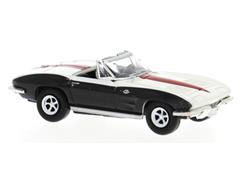 1962 Chevrolet Corvette C2 Convertible in Black and White with Red Racing Stripe #18029