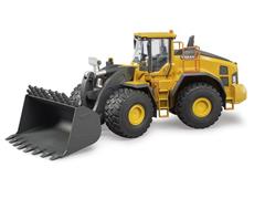 02458 - Bruder Toys Volvo L260H Wheel Loader