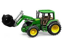 09802 - Bruder Toys John Deere 6920