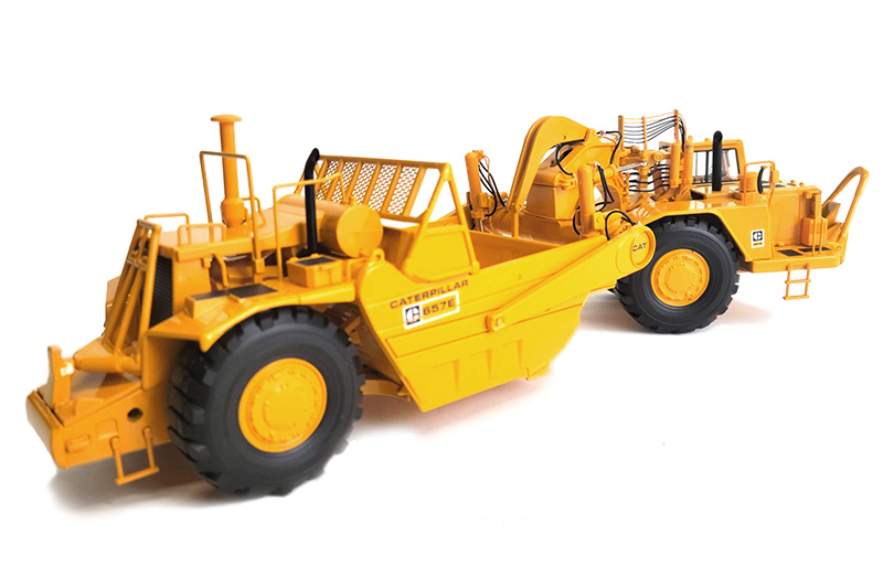 Caterpillar 657E Wheel-Tractor Scraper - Precision Scale Model - 657E
