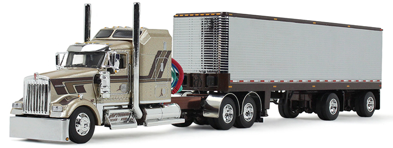 Kenworth W900L with 60 Aerodyne Sleeper and 40 Vintage Trailer