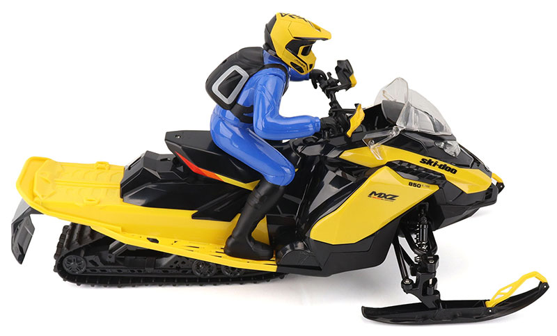 ピ*ス様 RCトラック イエロー フレイムデザイン R/C - Ski-Doo MXZ Snowmobile in Yellow and Black - Remote Control