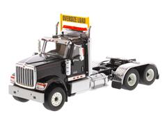 71003 - Diecast Masters International HX520 Day Cab Tandem Tractor