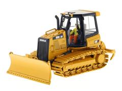 85281C - Diecast Masters Caterpillar D5K2 LGP Track Type Tractor Dozer