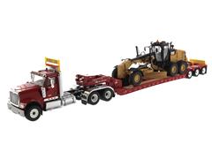 85598 - Diecast Masters International HX520 Tandem Day Cab Tractor