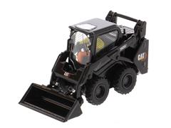 85676BK - Diecast Masters Caterpillar 242D3 Skid Steer Loader