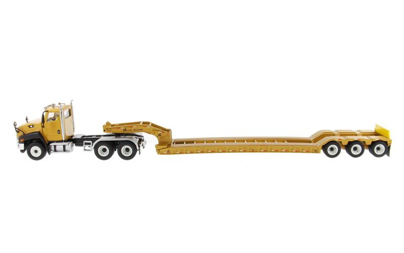 Caterpillar CT660 Day Cab with XL 120 Low-Profile HDG Lowboy
