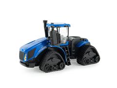 13961 - ERTL Toys New Holland T9645 SmartTrax II Tracked Tractor