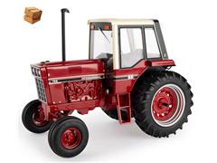 44220-BOX - ERTL Toys International Harvester 786 Tractor Prestige Collection