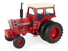 44260 - ERTL Toys International Harvester 1466 Black Stripe Tractor Prestige