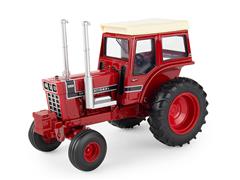 ERTL #44502 - International Harvester 1568 V8 with Cab