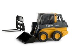 45461 - ERTL Toys John Deere 320E Wheeled Skid Steer Prestige