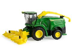 45510 - ERTL Toys John Deere 8600 Self Propelled Forage Harvester