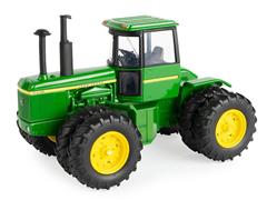 45795 - ERTL Toys John Deere 8430 4WD Tractor