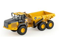 45822 - ERTL Toys John Deere Articulated Dump Truck 460E II