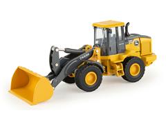 45844 - ERTL Toys John Deere 544P Wheel Loader Prestige Collection