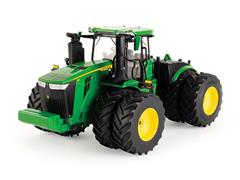 45865 - ERTL Toys John Deere 9R 640 Tractor