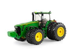 45868 - ERTL Toys John Deere 8430 Tractor