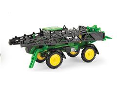 45903 - ERTL Toys John Deere 612R Sprayer LP84478