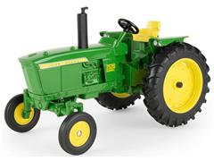 45913 - ERTL Toys John Deere 2520 Diesel Tractor