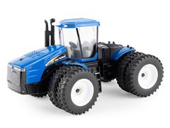 ERTL #61051 - New Holland TJ530 Tractor with Duals