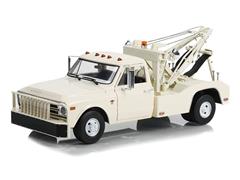 13623 - Greenlight Diecast 1968 Chevrolet C 30 Dually Wrecker