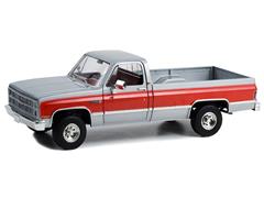 13660 - Greenlight Diecast 1984 GMC K 2500 Sierra Grande Wideside