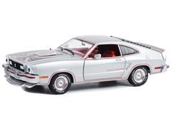 13670 - Greenlight Diecast 1978 Ford Mustang II King Cobra