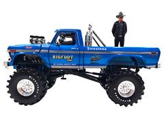 GREENLIGHT #13685 - Bigfoot #1 - 1974 Ford F-250 Monster Truck with 48-Inch Tires and Two Bob Chandler Figures Driving and Standing