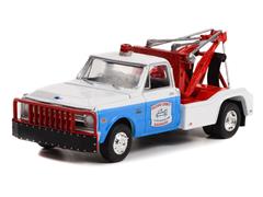 Greenlight Diecast Hazzard County Garage 1969 Chevrolet C 30