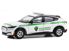 30480 - Greenlight Diecast NYC Parks 2023 Ford Mustang Mach E