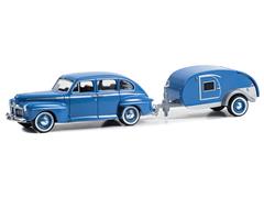 32300-A - Greenlight Diecast 1942 Ford Fordor Super Deluxe