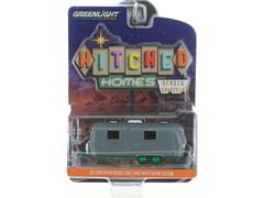 34140-D-SP - Greenlight Diecast 1971 Airstream Double Axle Land Yacht Safari