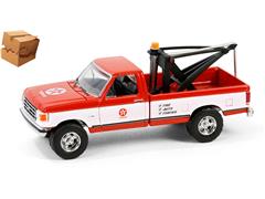 GREENLIGHT #41165-D-BOX - Texaco - 1988 Ford F-250 with Drop-In Tow Hook - Texaco Special Edition Series 1
