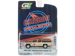 41175-D-SP2 - Greenlight Diecast Chevron 1988 GMC Suburban Sierra