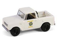 43040-B - Greenlight Diecast California Highway Patrol 1964 Harvester Scout Half